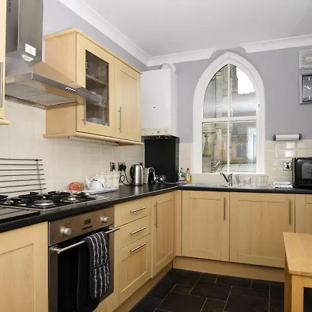 Four Square Semesterbostad Whitby