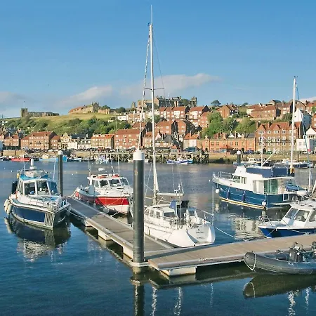 Four Square * Whitby