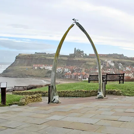 Four Square Whitby